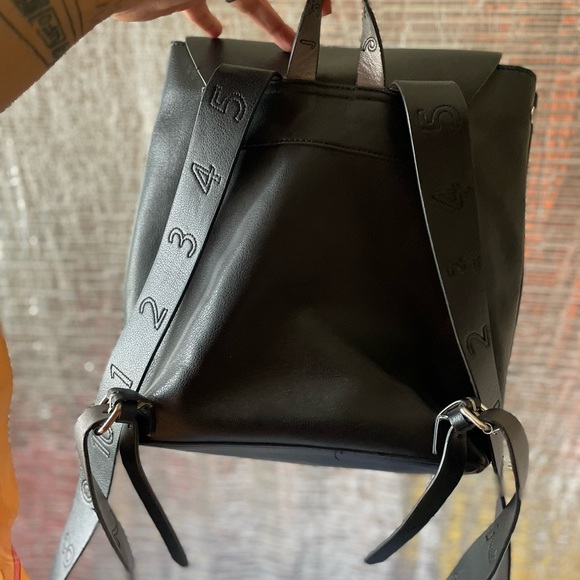Zara vegan leather backpack - Picture 6 of 7